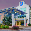 Отель Motel 6 Burlington, ON - Toronto West - Oakville, фото 1