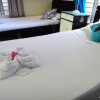 Отель By the Bay, Jacana Bed & Breakfast, фото 40