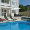 Отель Markle - Swimming Pool and Sunbeds - A2, фото 7