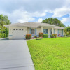 Отель Lakefront Venice Home: 4 Mi to Manasota Key Beach!, фото 1