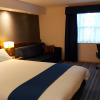 Отель Holiday Inn Express London Gatwick - Crawley, an IHG Hotel, фото 7