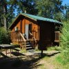 Отель La Conner Camping Resort Cabin 11 в Оук-Харборе