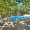 Отель Branson Getaway: Deck w/ Pool View + BBQ Grill!, фото 14