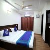 Отель OYO 9095 Hotel Kanishka, фото 28