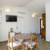 Отель Casa del Colle sleeps 4 on the first floor equipped with every comfort near Procchio-CASA DEL COLLE, фото 22