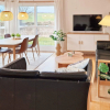 Отель 6 Person Holiday Home in Gudhjem, фото 5