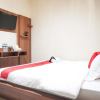 Отель RedDoorz Syariah near Exit Tol Madyopuro, фото 6