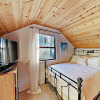 Отель New Listing! Moonridge Maltby W/ Hot Tub 2 Bedroom Cabin, фото 14