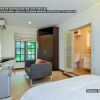 Отель ZEN Rooms Kemang Selatan Syariah, фото 5