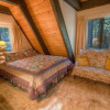 Отель Lodgepole Chalet 3 Bedroom Home by RedAwning, фото 2