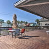 Отель Galveston Waterfront Home < 1 Mi to the Beach, фото 18