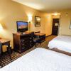 Отель Hampton Inn and Suites Pine Bluff, фото 40