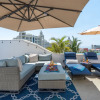 Отель Ocean Front Penthouse Pool Sleeps 8 People, фото 24