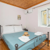 Отель Porto Walk to Beach Sea Views A C Wifi Car Not Required - 385, фото 3