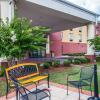 Отель Comfort Suites Tuscaloosa near University, фото 22