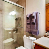 Отель Goldenview Lodge, фото 9