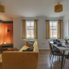 Отель Beautiful Two Bedroom Coach House - Free Parking & Netlfix, фото 7
