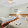 Отель Island Club 4402 - Two Bedroom Condo, фото 7