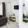 Отель Studio Apartment White, фото 4