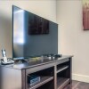 Отель Legacy Westwood #130 1 Bedroom 1 Bathroom Home, фото 11