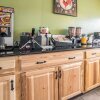 Отель Rodeway Inn & Suites, фото 5