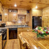Отель Broken Bow Rental Cabin w/ Hot Tub & Bar, фото 7