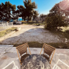 Отель Beachfront Sunshine Apartment, фото 30