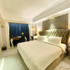 Отель Grand Eska Hotel & Suite, фото 3