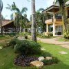 Отель Pinjalo Resort Villas - Jade Hill Project Property Development на острове Боракае