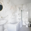 Отель Charming 2 bed home, quiet village + free parking, фото 6