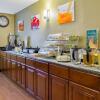 Отель Quality Inn & Suites Vancouver North, фото 24