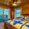 Отель Armstrong Luxury Log Vacation  At Windcliff 4 Bedroom Home by RedAwning, фото 4
