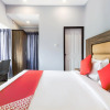 Отель OYO 44050 Central Queens, фото 3