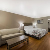Отель Red Roof Inn & Suites Thomasville, фото 35