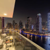 Отель LUX  LIV Contemporary Marina View Suite, фото 16