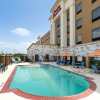 Отель Hampton Inn & Suites Houston/Pasadena, фото 14