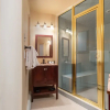 Отель Ponderosa by Avantstay Spacious Cabin w/ Large Deck & Hot Tub 10min to Mtn, фото 27