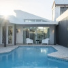 Отель Vistamar Private Waterfront Home Pool, фото 17