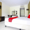 Отель RedDoorz @ Solo Street, фото 4