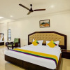 Отель Itsy Hotels Regalia Grand, 500 Mtrs From Madikeri Fort, фото 5