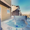 Отель New Listing! Mountain W/ Hot Tub & Deck 5 Bedroom Townhouse, фото 15