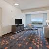 Отель Holiday Inn & Suites Across From Universal Orlando, an IHG Hotel, фото 42