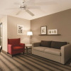 Отель Country Inn & Suites by Radisson, Indianapolis Airport South, IN, фото 3
