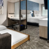 Отель SpringHill Suites Charlotte Airport Lake Pointe, фото 3