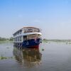 Отель OYO 24725 Houseboat Royal River 4bhk, фото 23