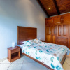 Отель Modern, Immaculate Unit in Flamingo With Spectacular Ocean Views, фото 16