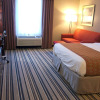 Отель Comfort Inn & Suites, фото 4