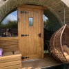 Отель Winter Escape Luxury Hobbit House With hot tub в Шеернессе