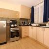 Отель Exquisite fully furnished 1 bedroom apartment, фото 17