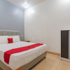 Отель RedDoorz near Prujakan Station Cirebon, фото 3